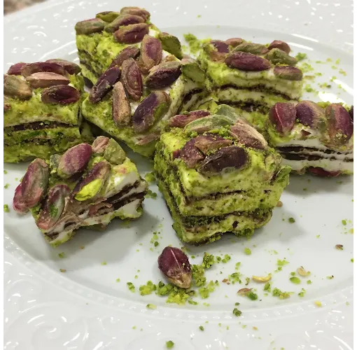 Antep Fıstıklı Baklava Lokum 300 Gr 