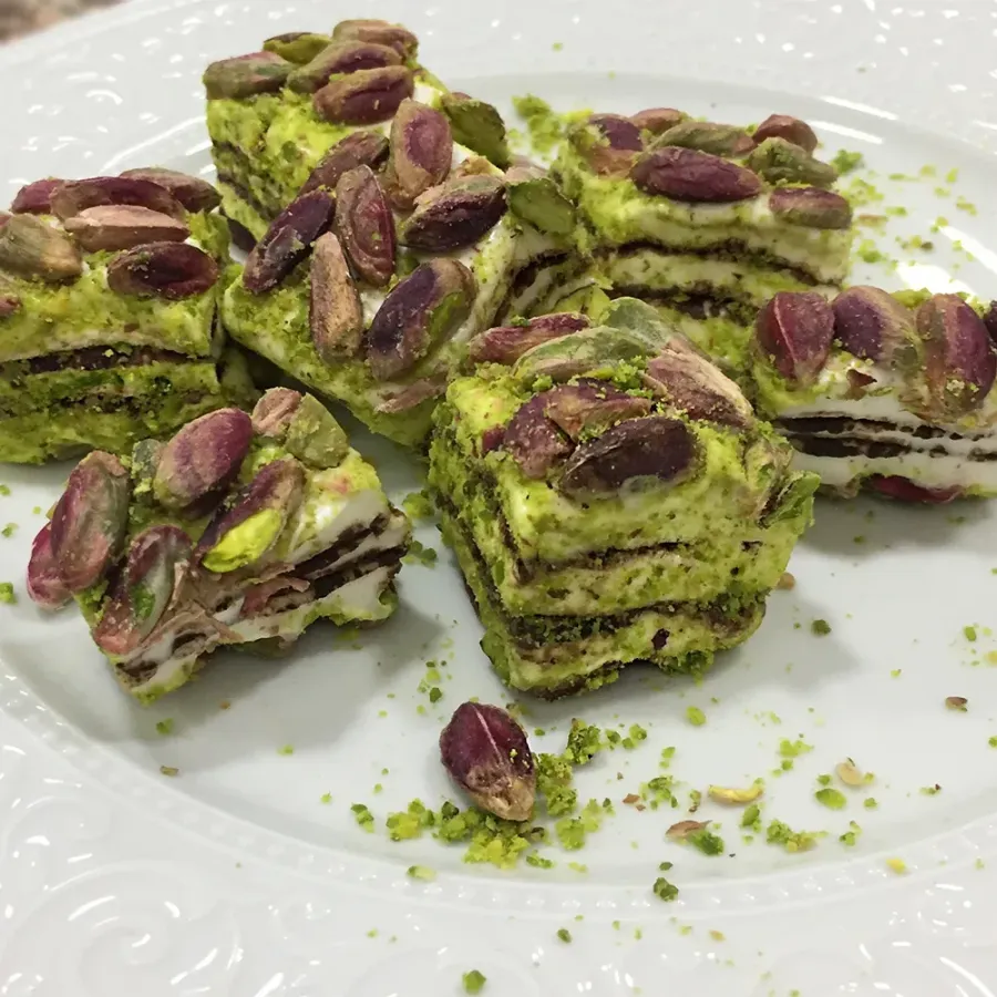Antep Fıstıklı Baklava Lokum 300 Gr 